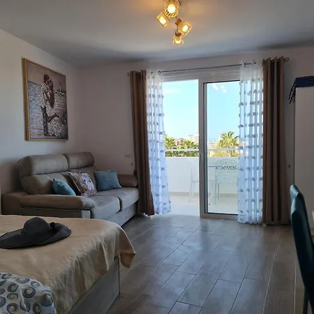 Primavera Malibu Park Adeje Tenerife Адехе